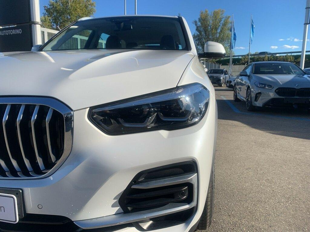 BMW X5 xdrive30d mhev 48V xLine auto