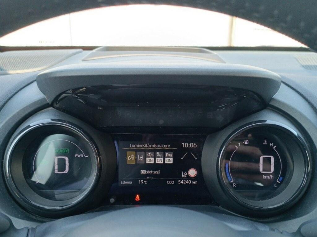Toyota Yaris 1.5 hybrid Premiere