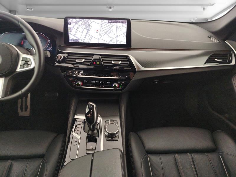 BMW Serie 5 530d Touring mhev 48V xdrive Msport auto