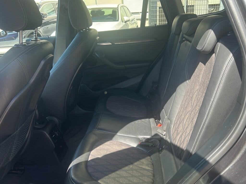 BMW X1 sdrive18d xLine auto my18