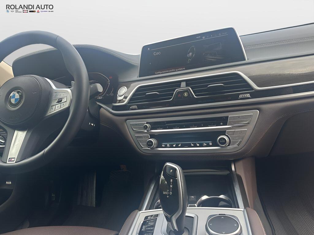 BMW Serie 7 730d mhev 48V xdrive auto
