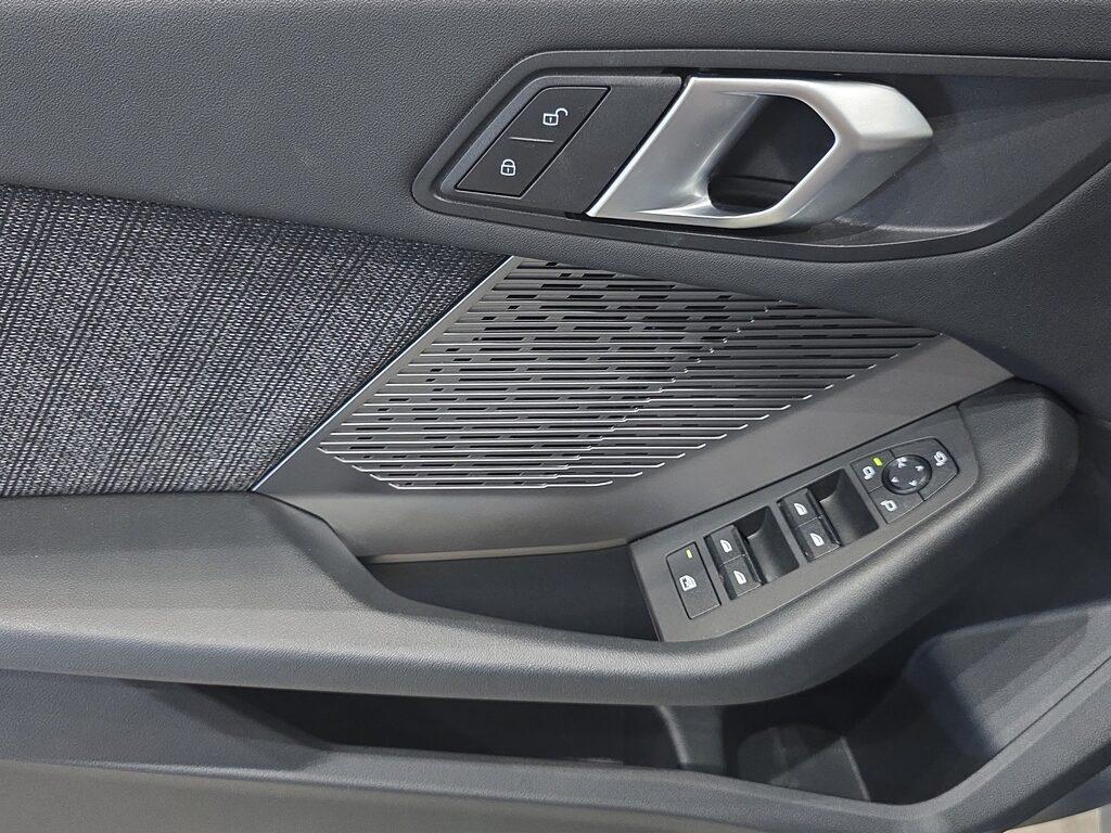 BMW Serie 1 120 48V auto