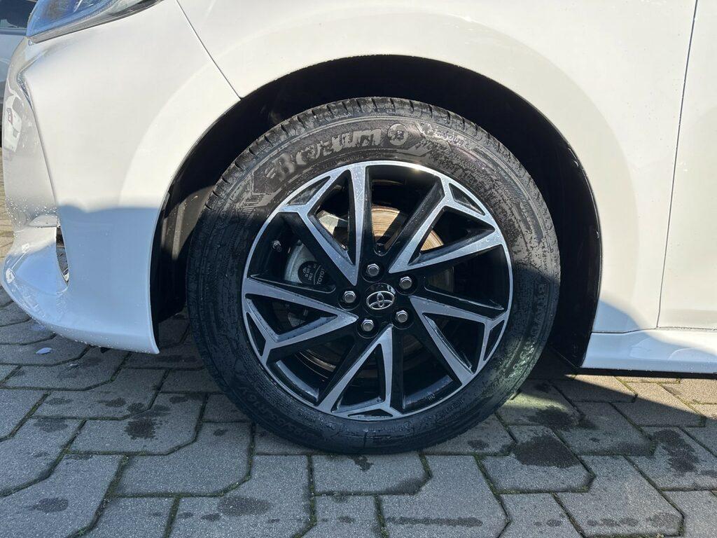 Toyota Yaris 1.5 hybrid Trend