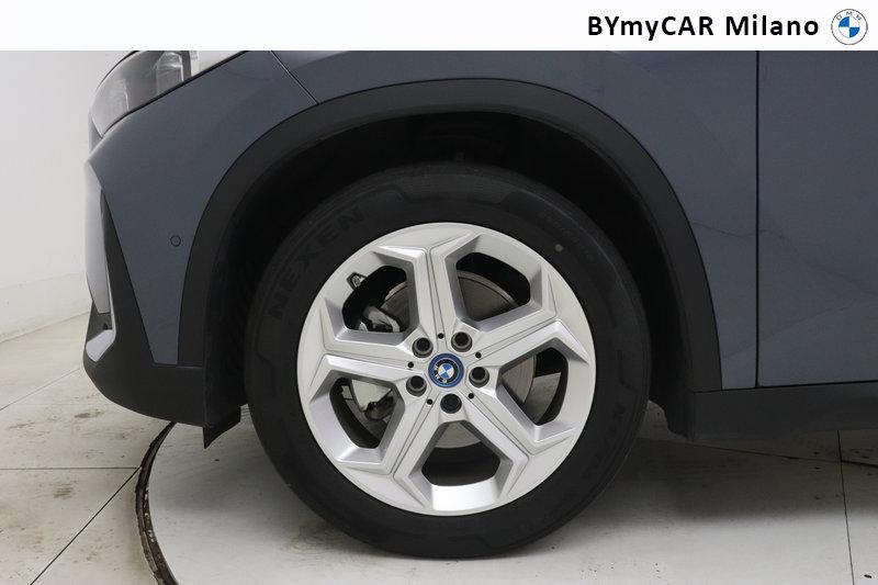 BMW iX1 edrive 20 X-Line