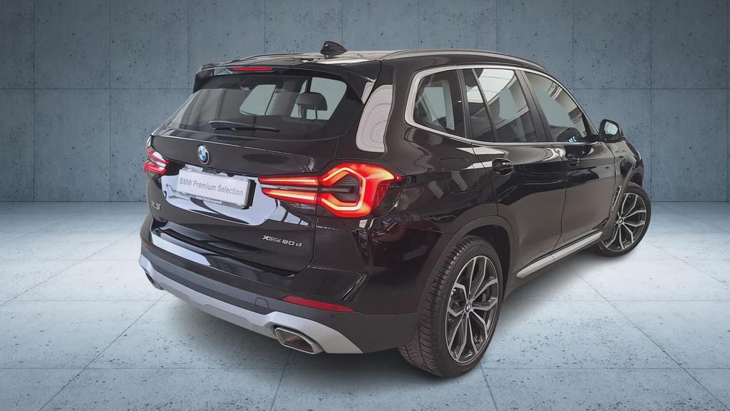 BMW X3 xdrive20d mhev 48V auto