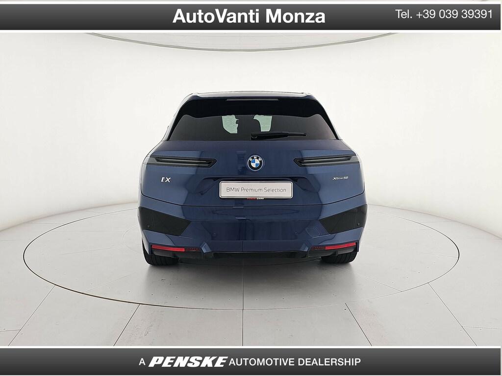 BMW iX xdrive50 pacchetto sportivo