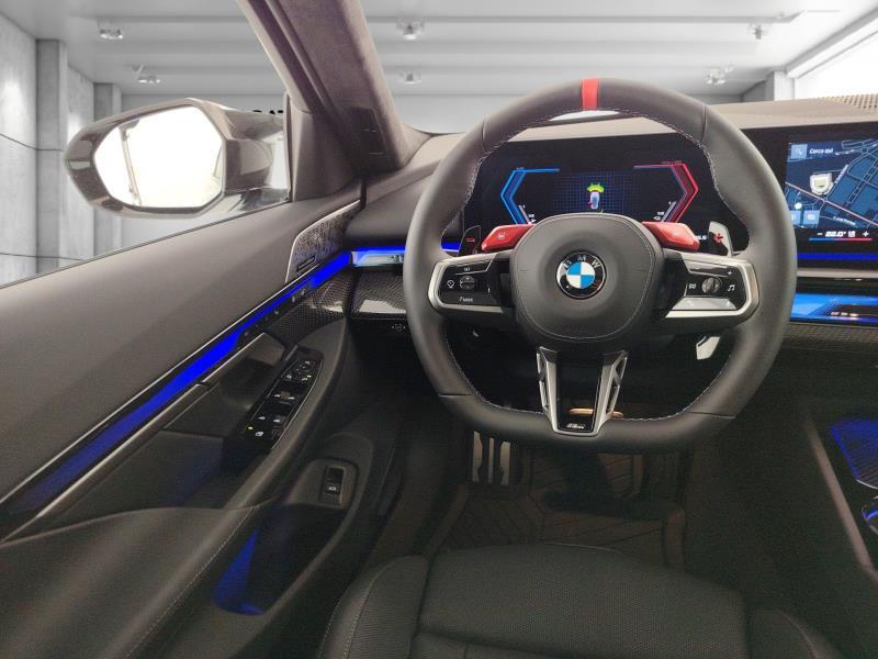 BMW M5 Touring 4.4 727cv auto