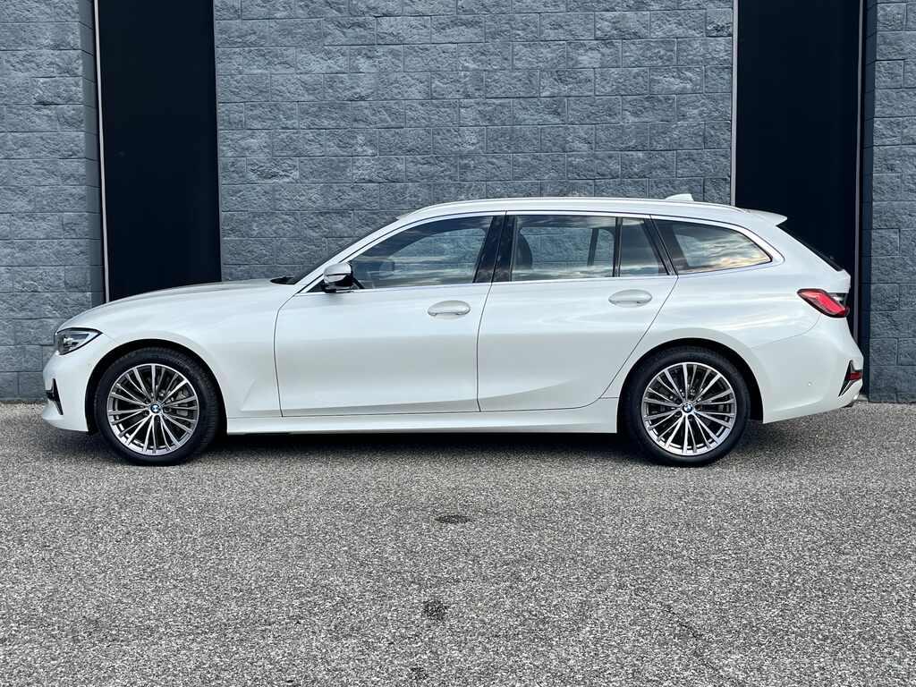 BMW Serie 3 330d Touring mhev 48V xdrive Luxury auto