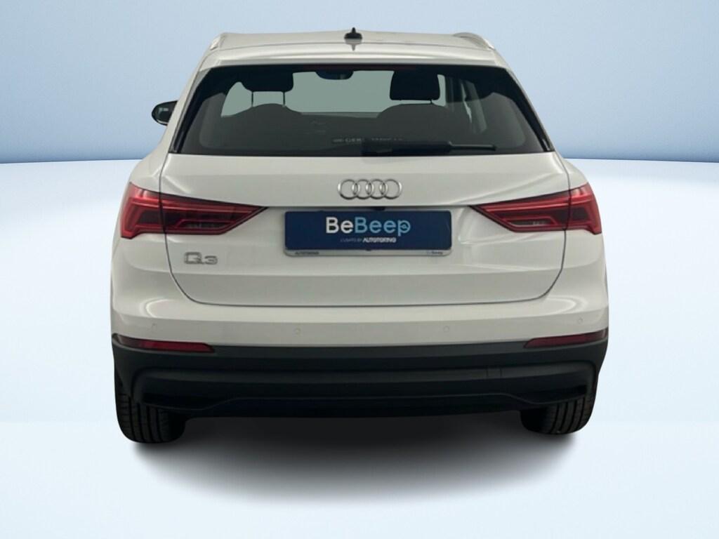 Audi Q3 35 1.5 tfsi mhev Business s-tronic