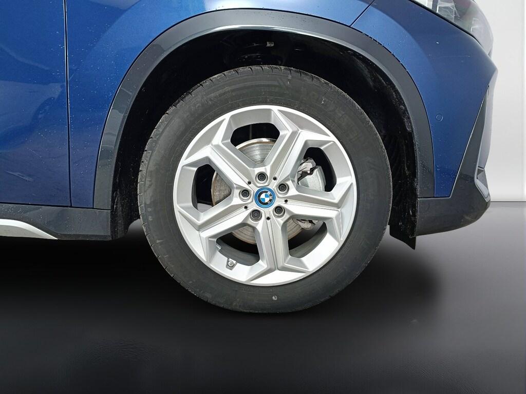 BMW iX1 edrive 20 X-Line