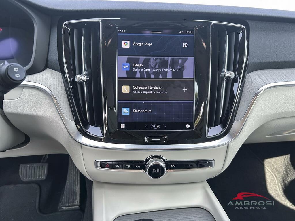 Volvo V60 2.0 b4 Plus Dark auto