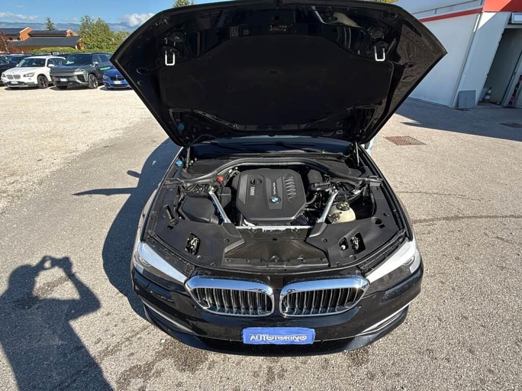 BMW Serie 5 530d Touring xdrive Business 265cv auto