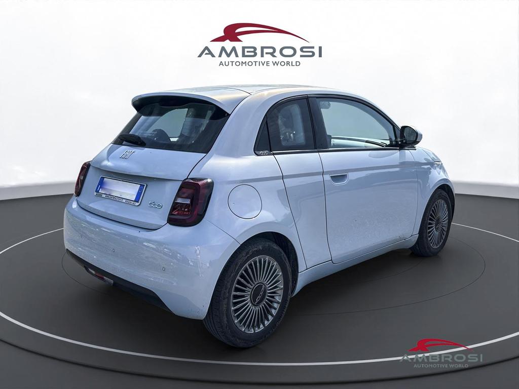 Fiat 500 e 3+1 Icon