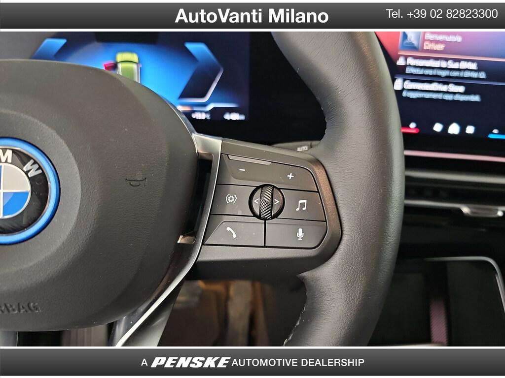 BMW iX1 edrive 20 X-Line