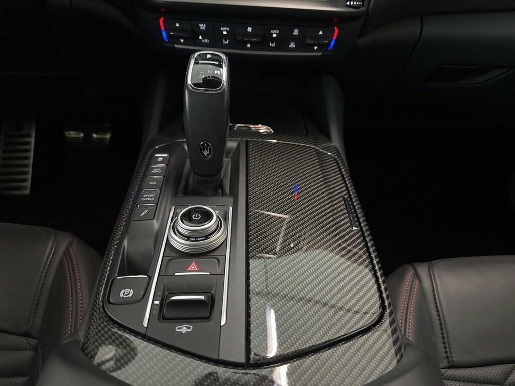 Maserati Levante 3.8 V8 Trofeo 580cv auto