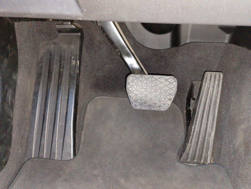 BMW Serie 3 318d Touring mhev 48V auto