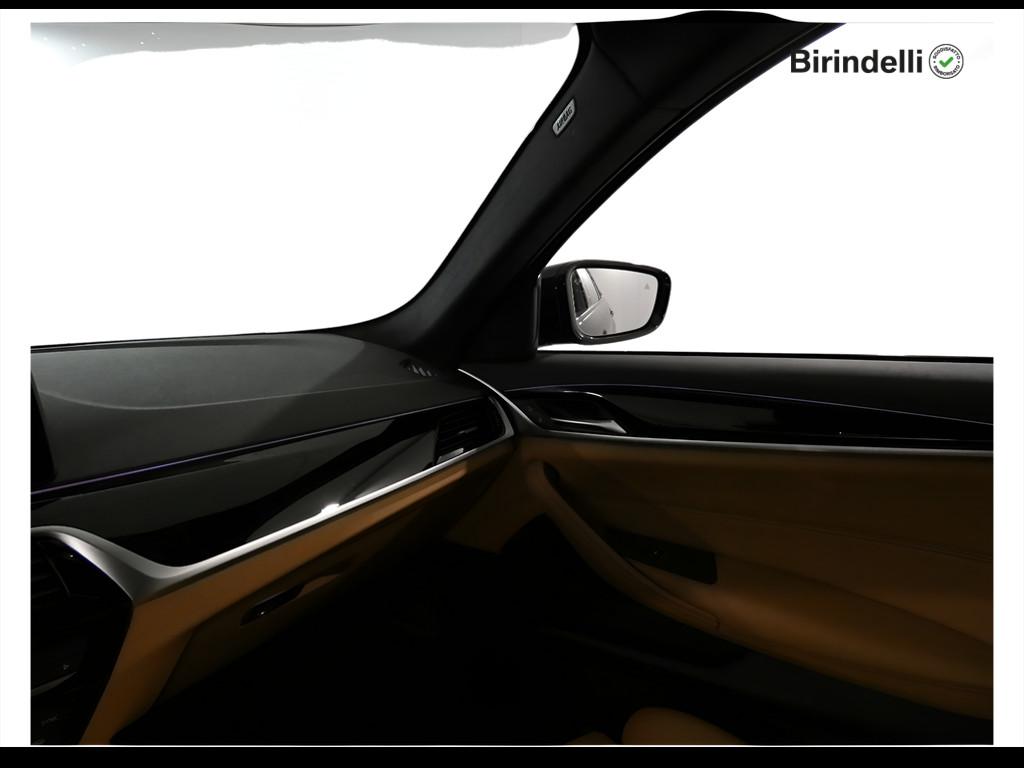BMW Serie 5 520d Touring mhev 48V xdrive Msport auto