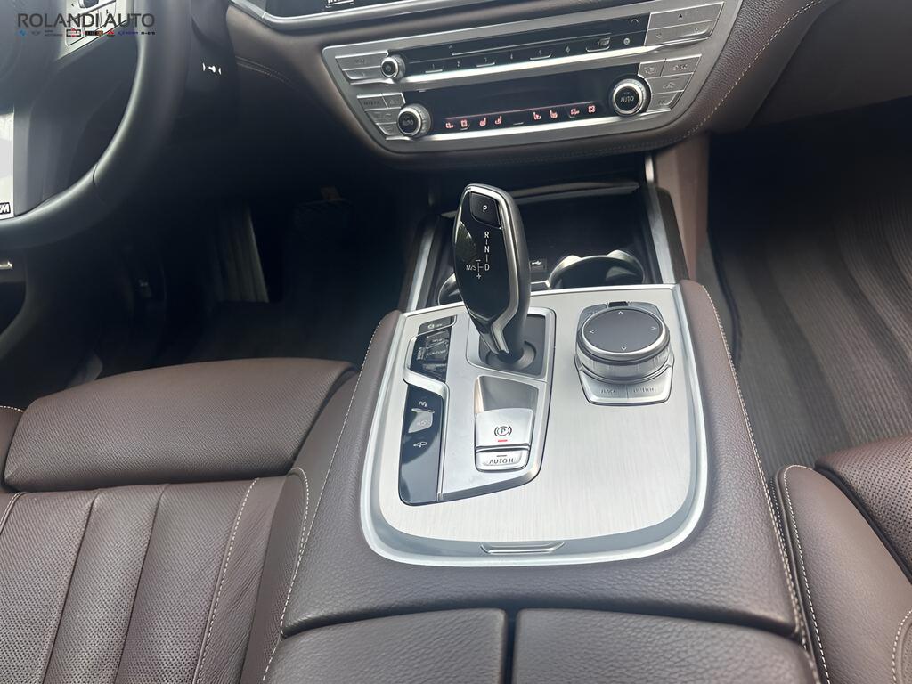 BMW Serie 7 730d mhev 48V xdrive auto
