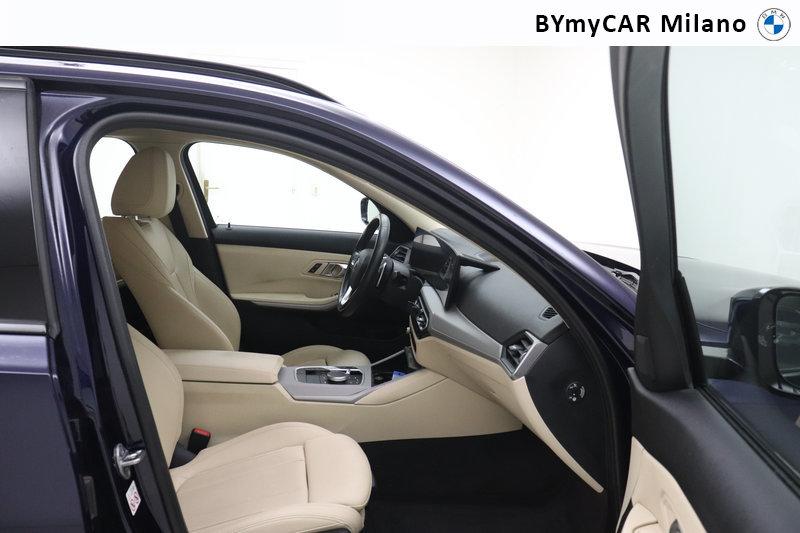 BMW Serie 3 320d Touring mhev 48V xdrive auto