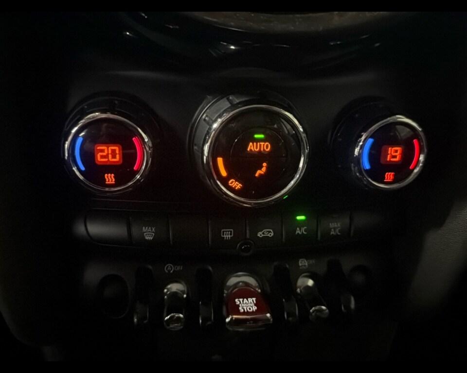 Mini Cooper 1.5 TwinPower Turbo Cooper Business DCT