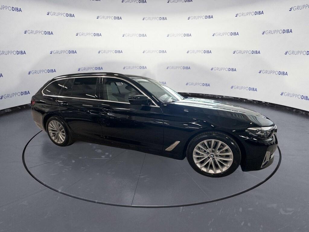 BMW Serie 5 530d Touring mhev 48V xdrive Luxury auto