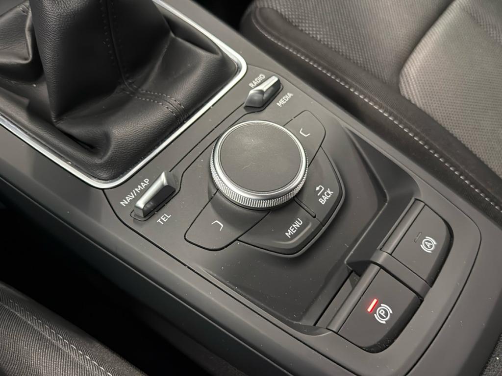 Audi Q2 30 1.0 tfsi Admired