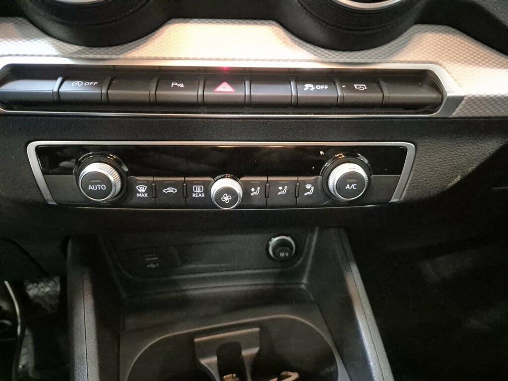 Audi Q2 30 2.0 tdi Business s-tronic