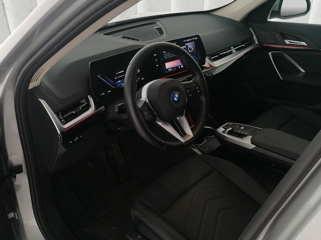BMW iX1 edrive 20 X-Line