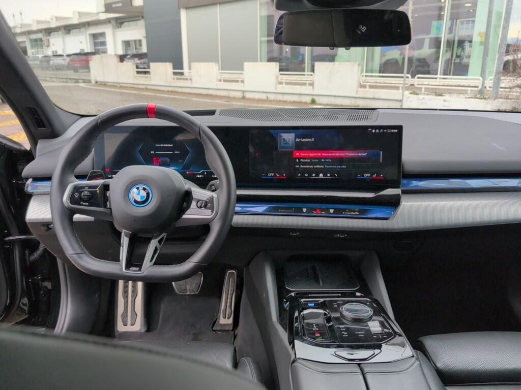 BMW i5 M i5 M60 M Sport Pro