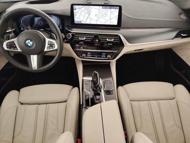 BMW Serie 5 520d Touring mhev 48V xdrive Msport auto