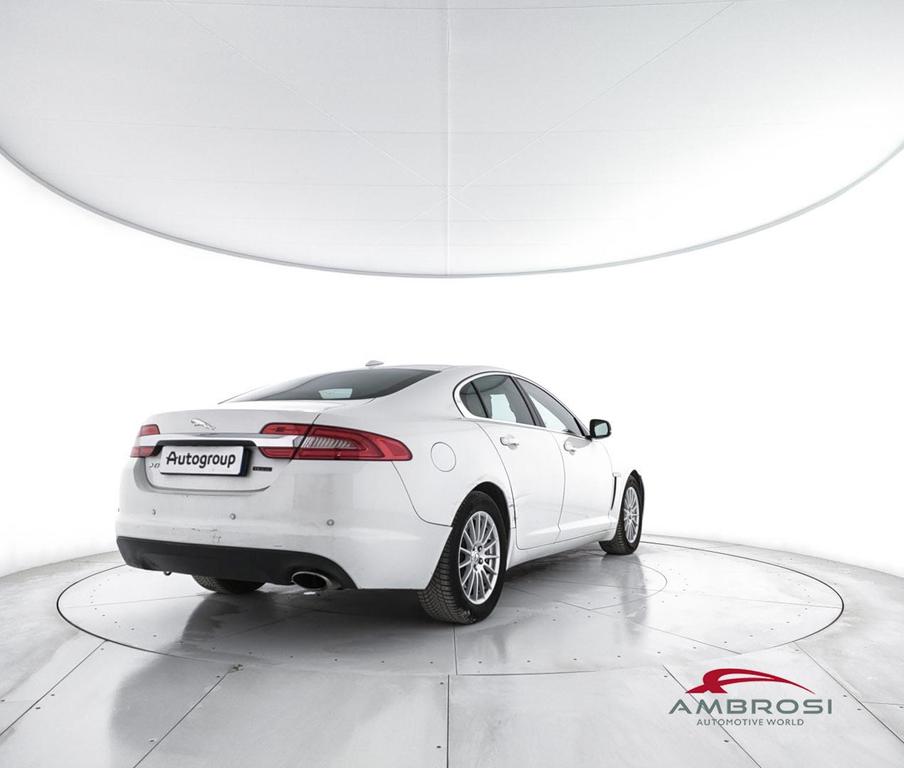 Jaguar XF 2.2d s&s auto