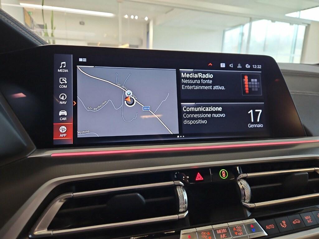 BMW X5 xdrive30d mhev 48V xLine auto