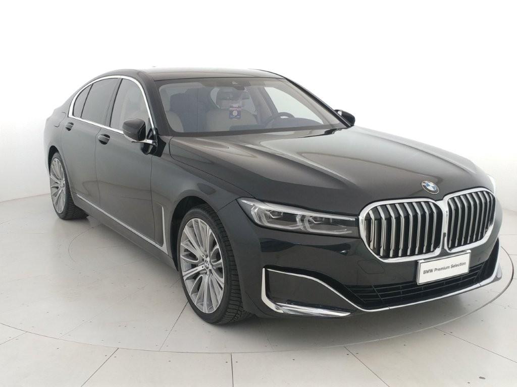 BMW Serie 7 740d mhev 48V xdrive auto