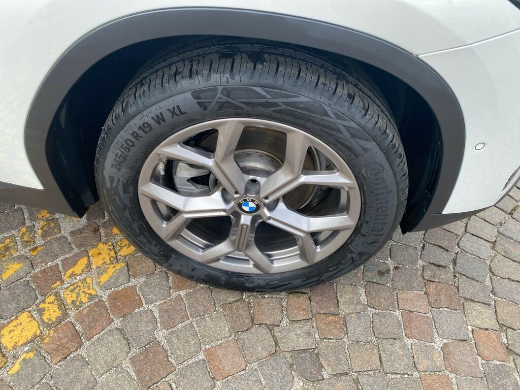 BMW X3 xdrive20i mhev 48V auto
