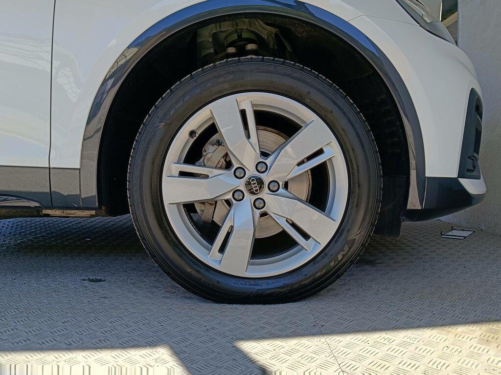 Audi Q5 35 2.0 tdi mhev Business Advanced s tronic