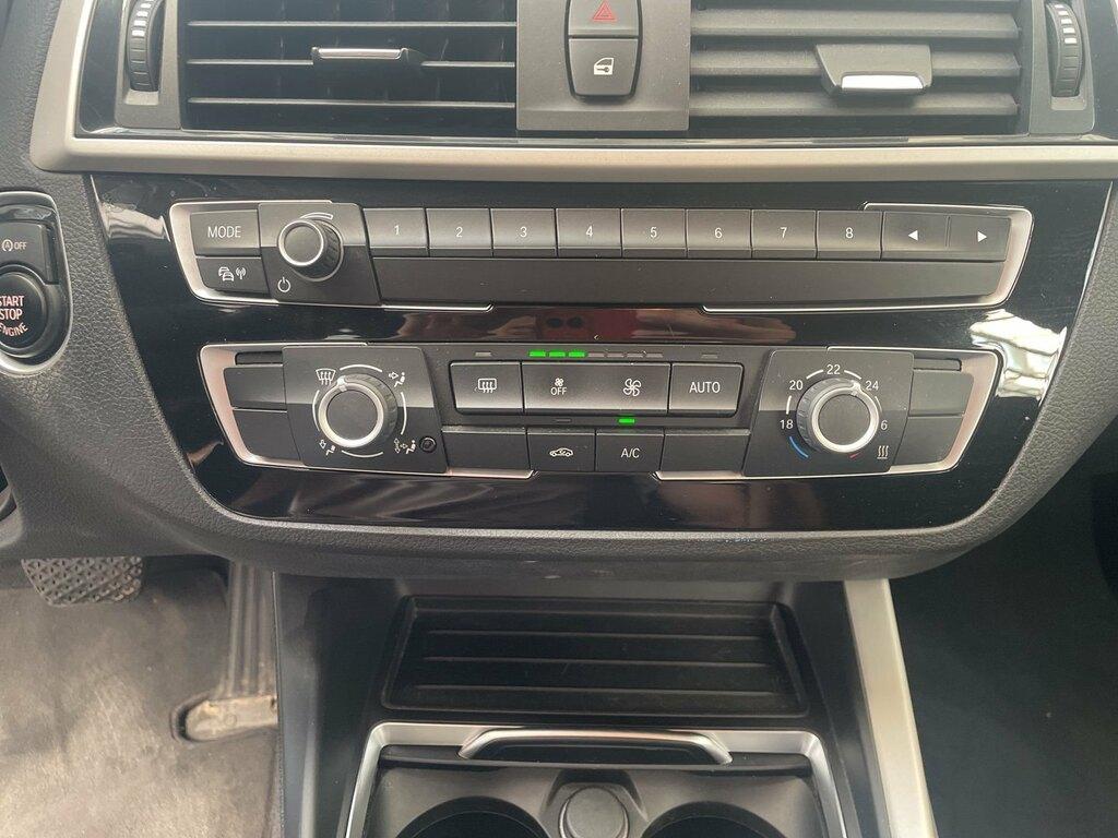 BMW Serie 1 118i Digital Edition 5p auto