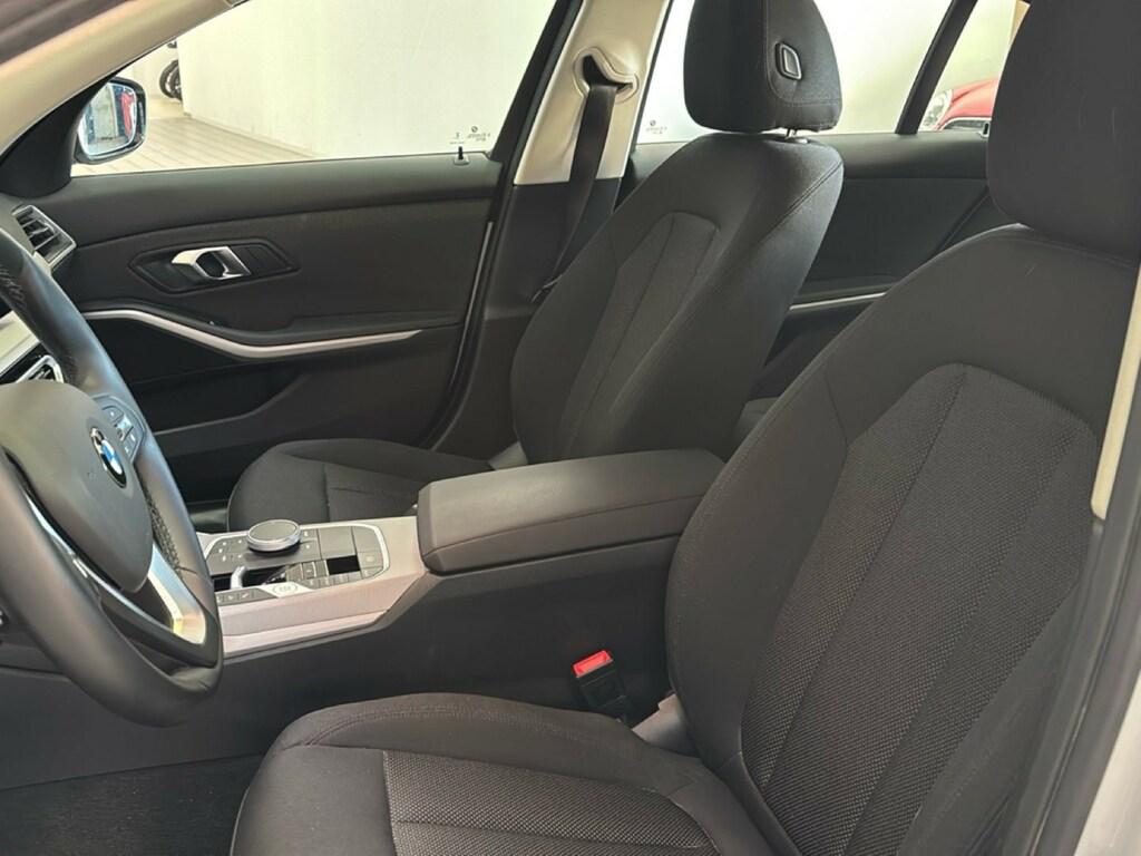 BMW Serie 3 320d mhev 48V auto