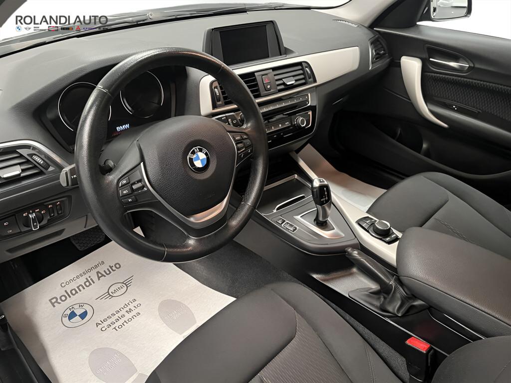 BMW Serie 1 116d Advantage 5p auto