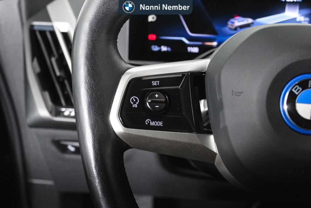 BMW iX xdrive40 pacchetto sportivo