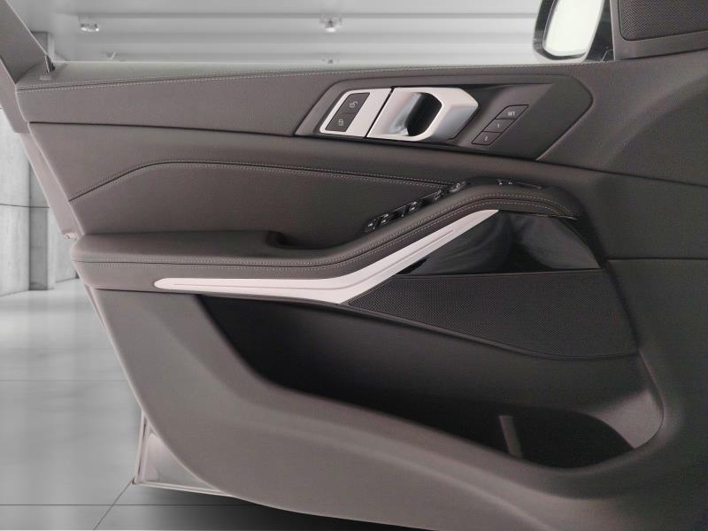 BMW X5 xdrive30d mhev 48V Msport auto