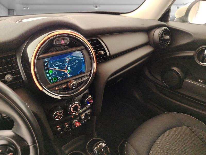 Mini One 1.5 TwinPower Turbo One Boost DCT