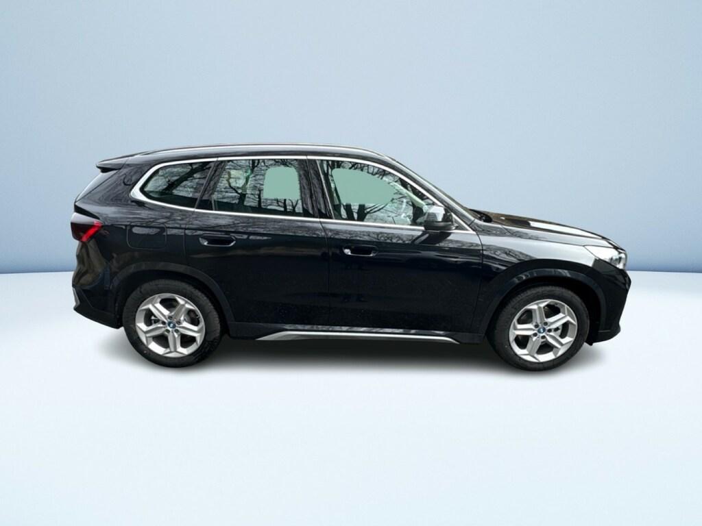 BMW iX1 edrive 20 X-Line