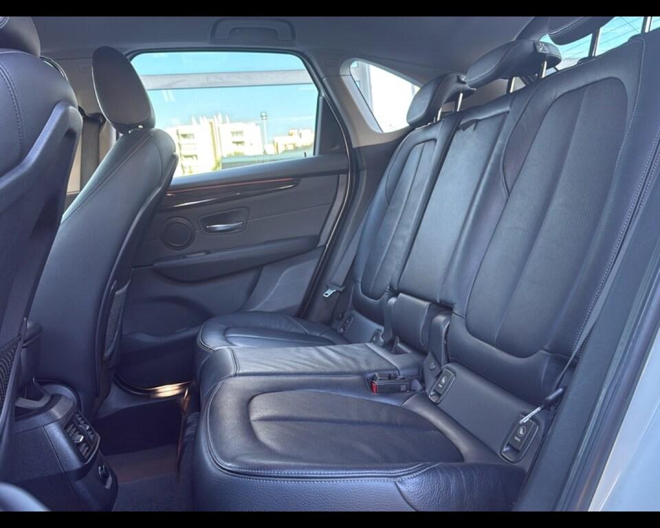 BMW Serie 2 218d Active Tourer Luxury business pack auto