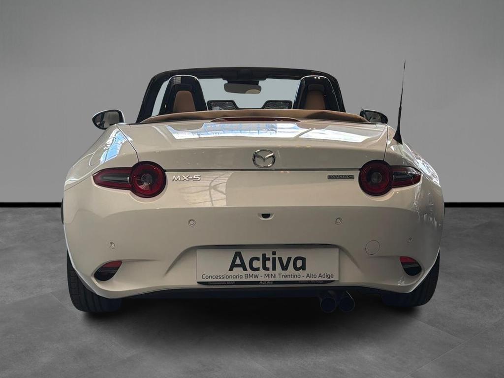 Mazda MX-5 1.5 Kazari
