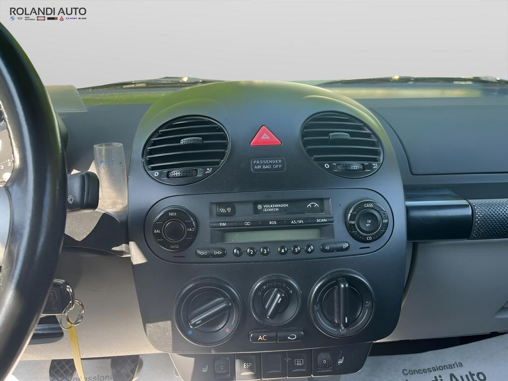 Volkswagen New Beetle Cabrio 1.6