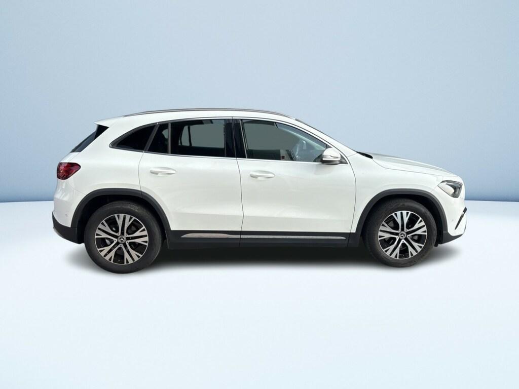 Mercedes GLA 180 d Progressive Advanced auto