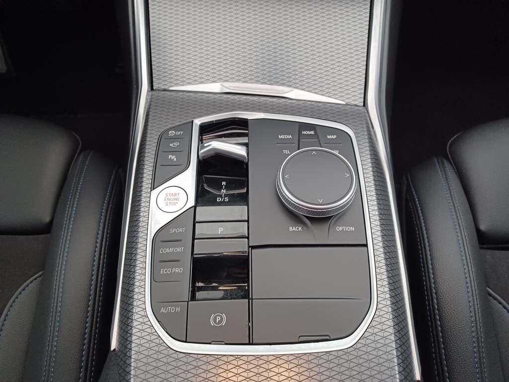 BMW Serie 3 320d Touring mhev 48V xdrive auto