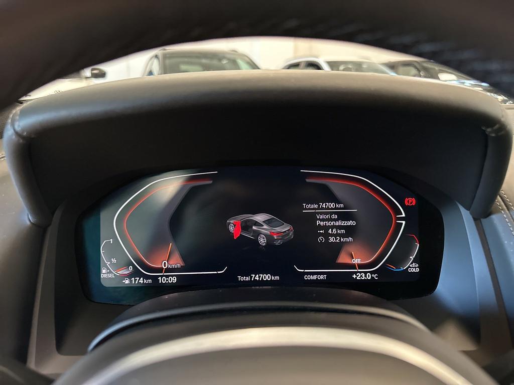 BMW Serie 8 840d Coupe mhev 48V xdrive Individual Composition auto