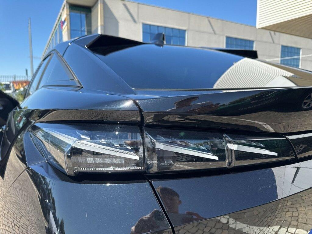 Peugeot 408 1.6 hybrid GT 225cv e-eat8