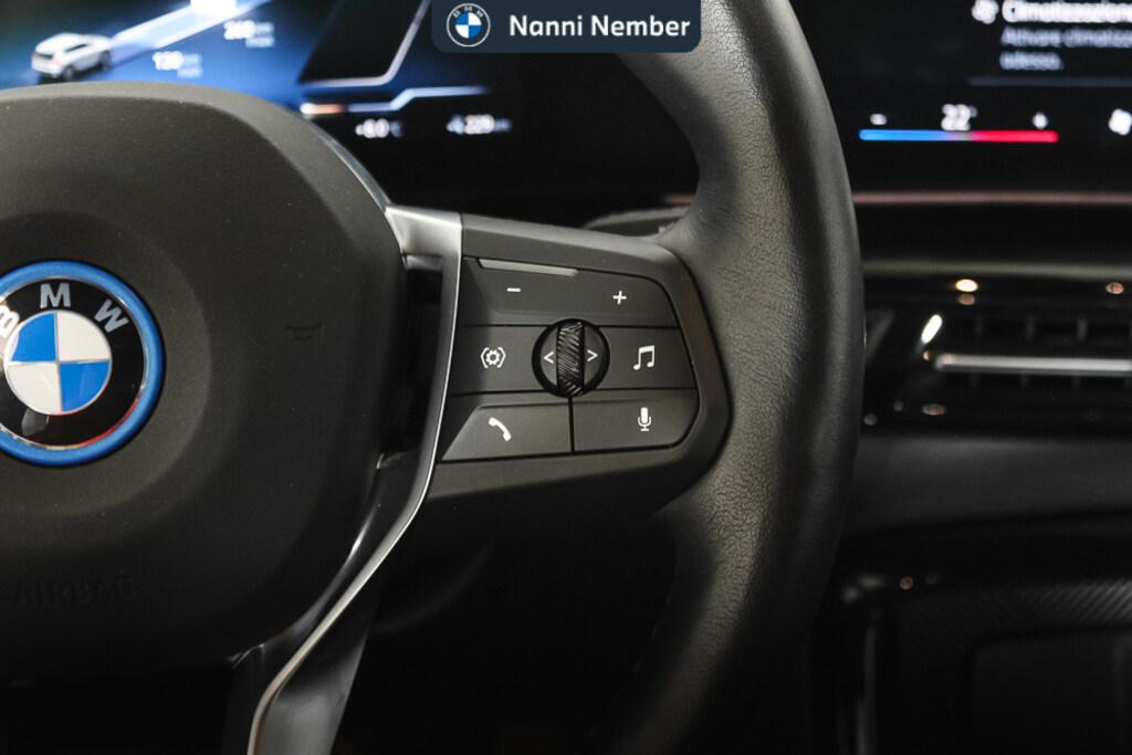 BMW iX1 edrive 20 X-Line